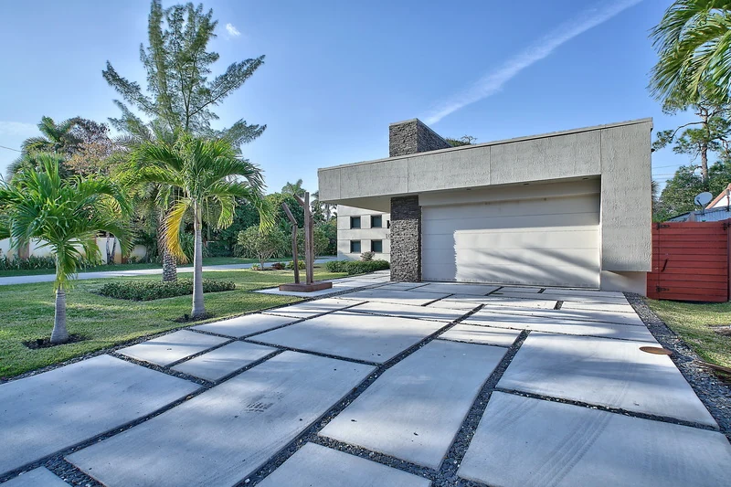 Bowles Residence — photo 15