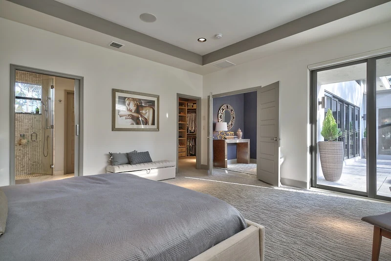 Bowles Residence — photo 18
