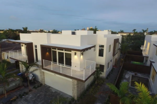 Molo Duplexes — Coral Ridge Dr, Fort Lauderdale