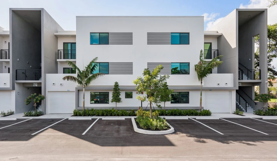 Palm Aire — photo 7